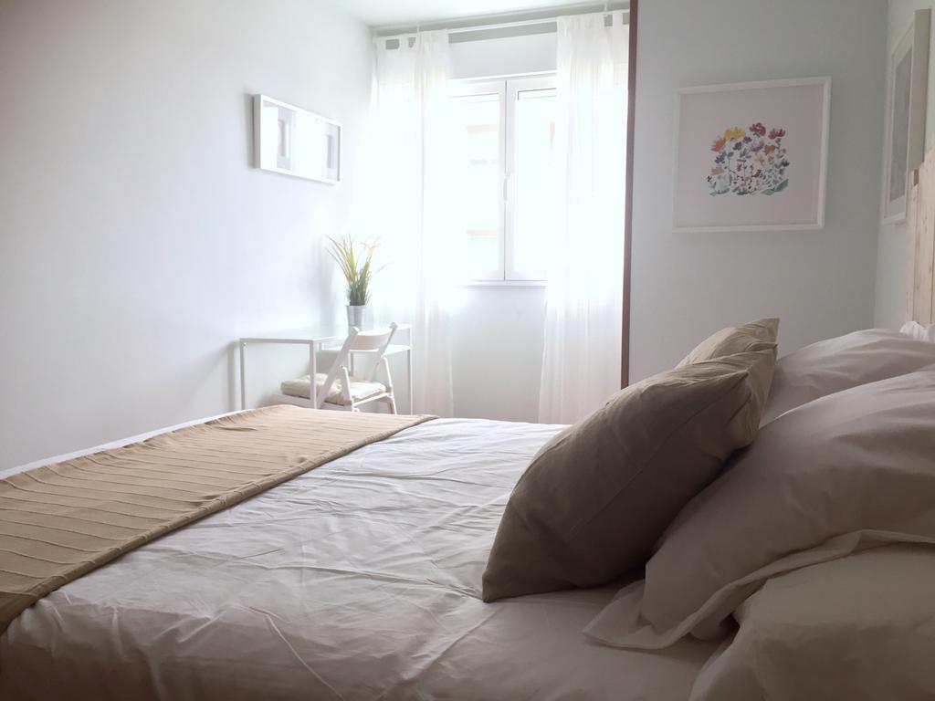 Apartamento Playa Poniente Gijón Zewnętrze zdjęcie
