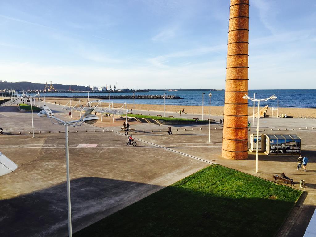 Apartamento Playa Poniente Gijón Zewnętrze zdjęcie